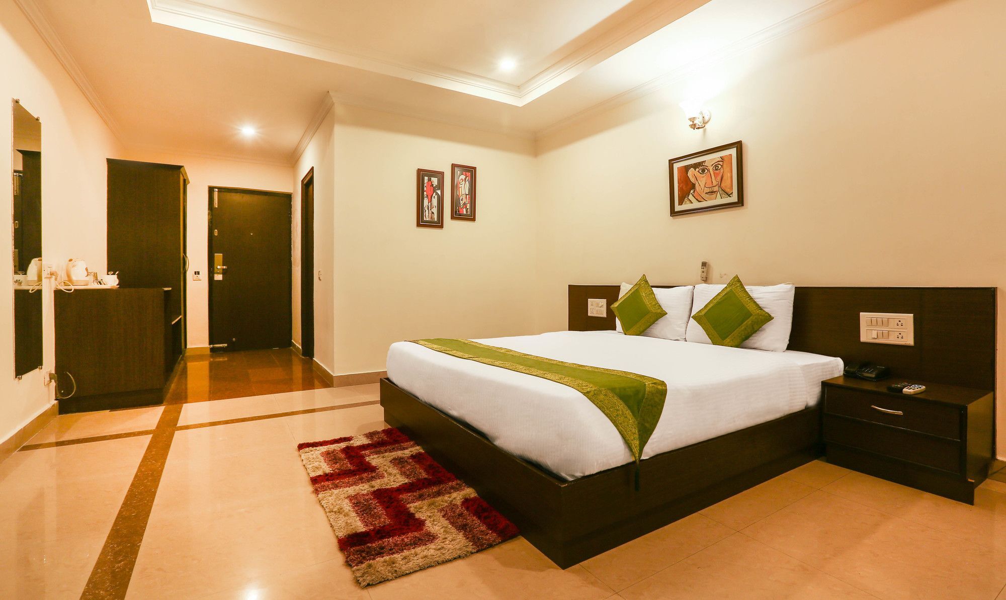 Hotel Treebo Trend Gk Conifer à Dharamshala Extérieur photo