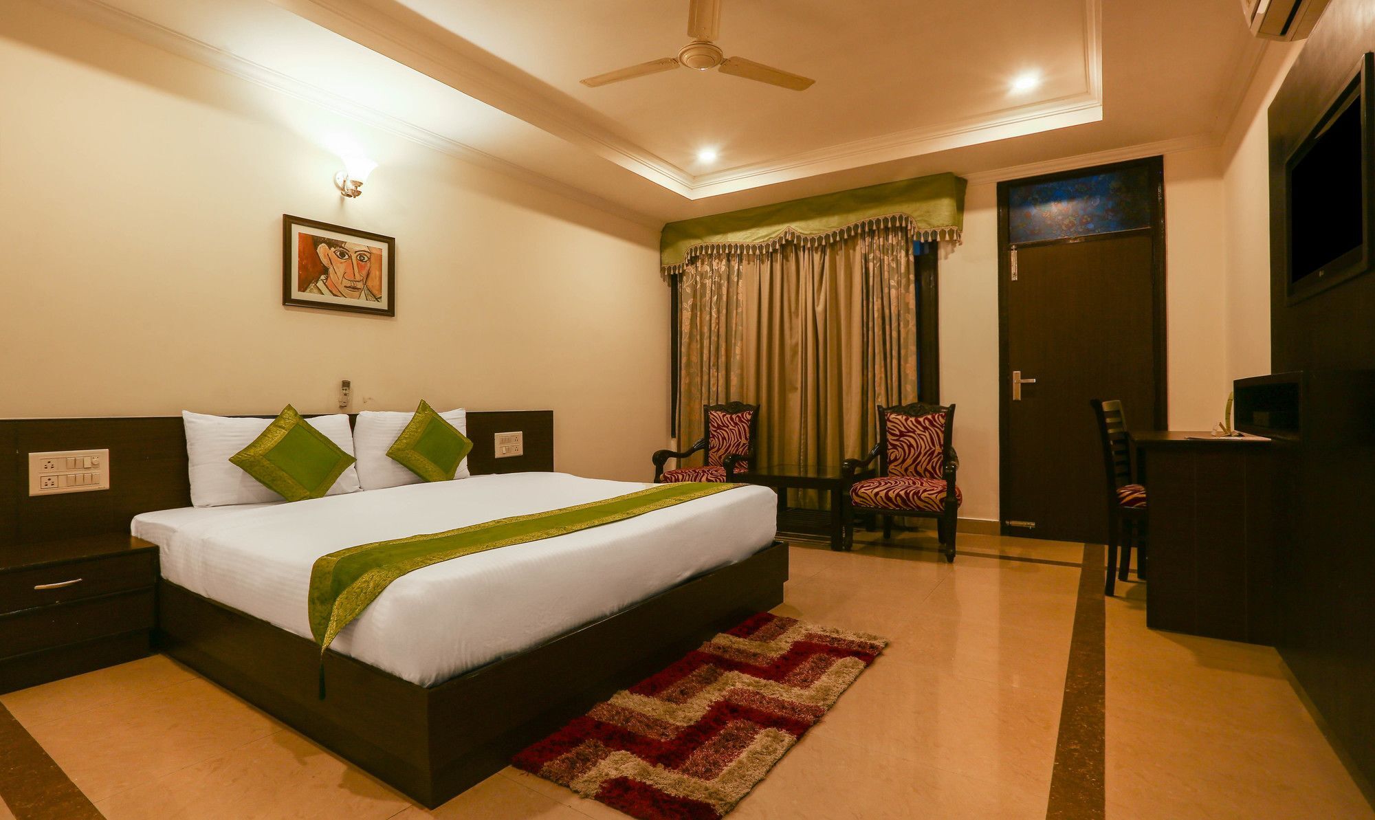 Hotel Treebo Trend Gk Conifer à Dharamshala Extérieur photo
