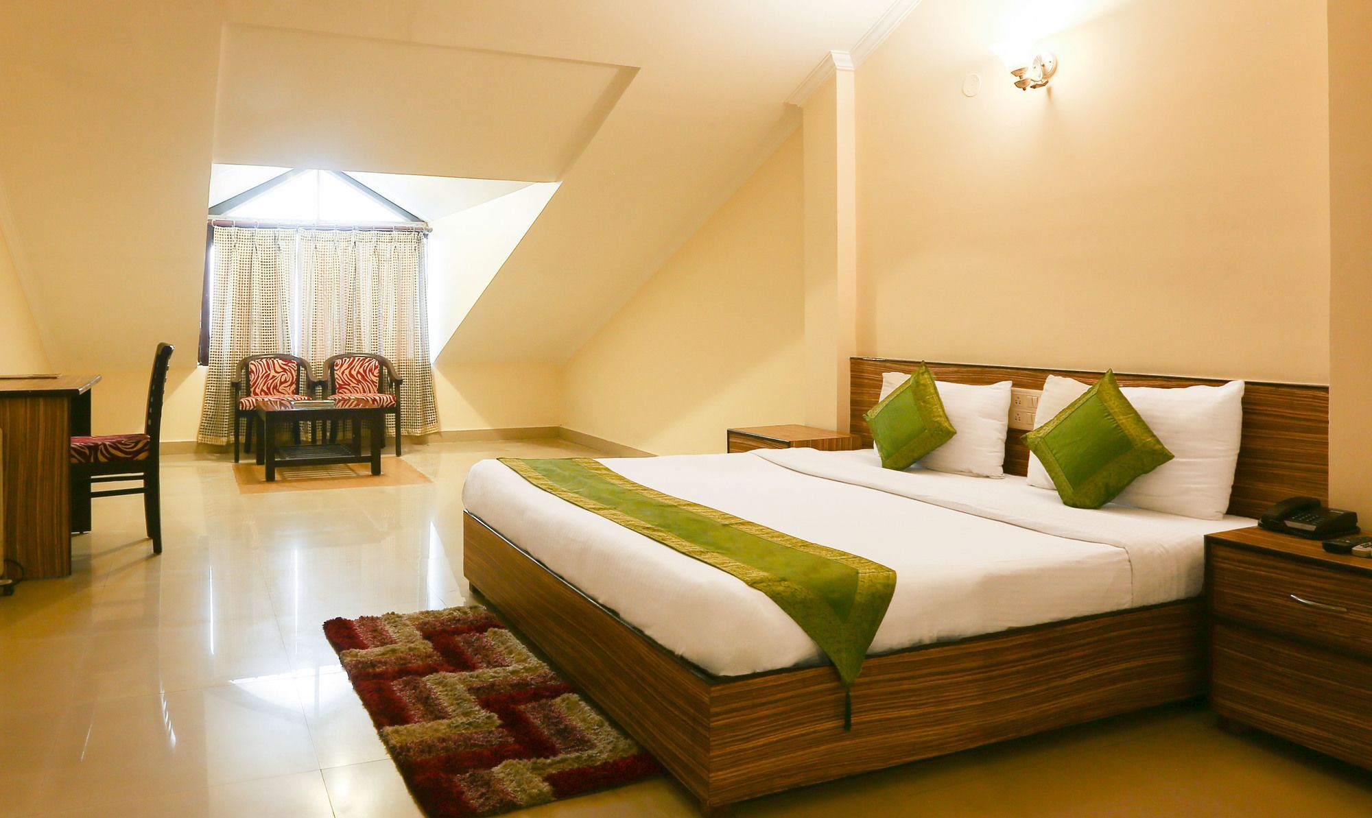 Hotel Treebo Trend Gk Conifer à Dharamshala Extérieur photo